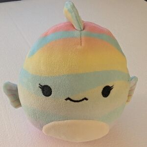 Kellytoy Squishmallow-Style Fish Plush Pastel Rainbow 6×6